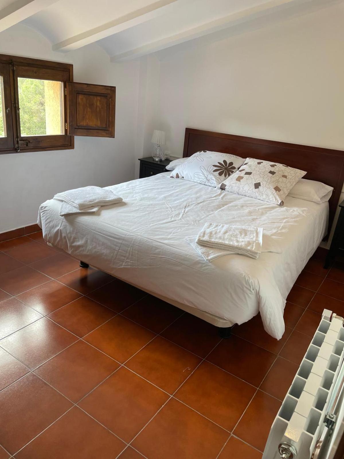 Casa Rural El Bruguer Vell Santa Eulalia de Ronsana Ngoại thất bức ảnh