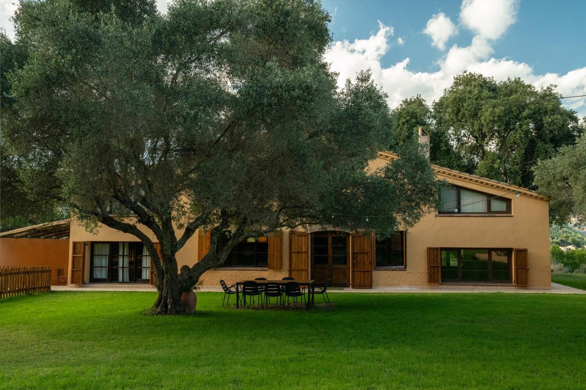 Casa Rural El Bruguer Vell Santa Eulalia de Ronsana Ngoại thất bức ảnh