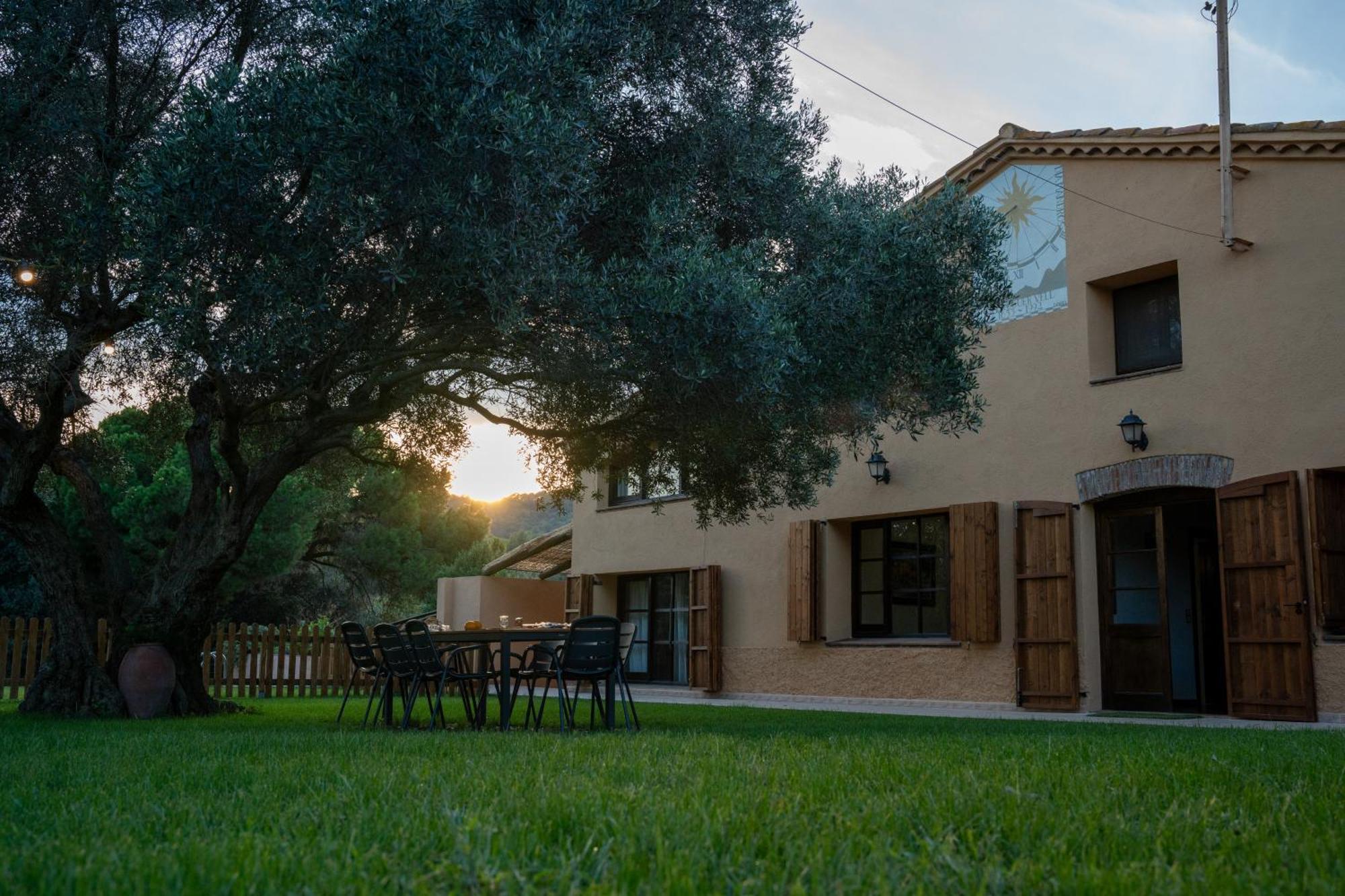 Casa Rural El Bruguer Vell Santa Eulalia de Ronsana Ngoại thất bức ảnh